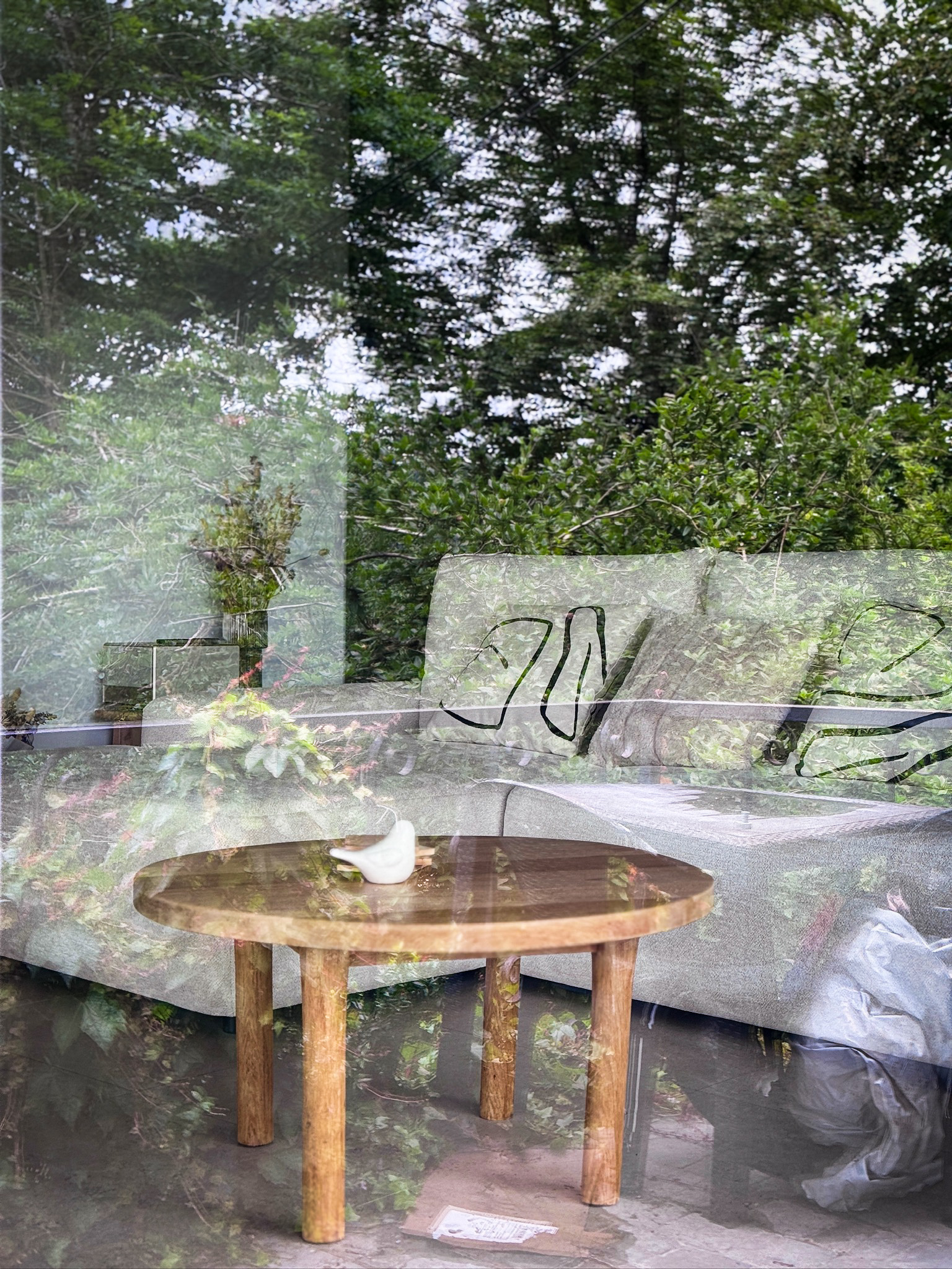 Living area table with reflection