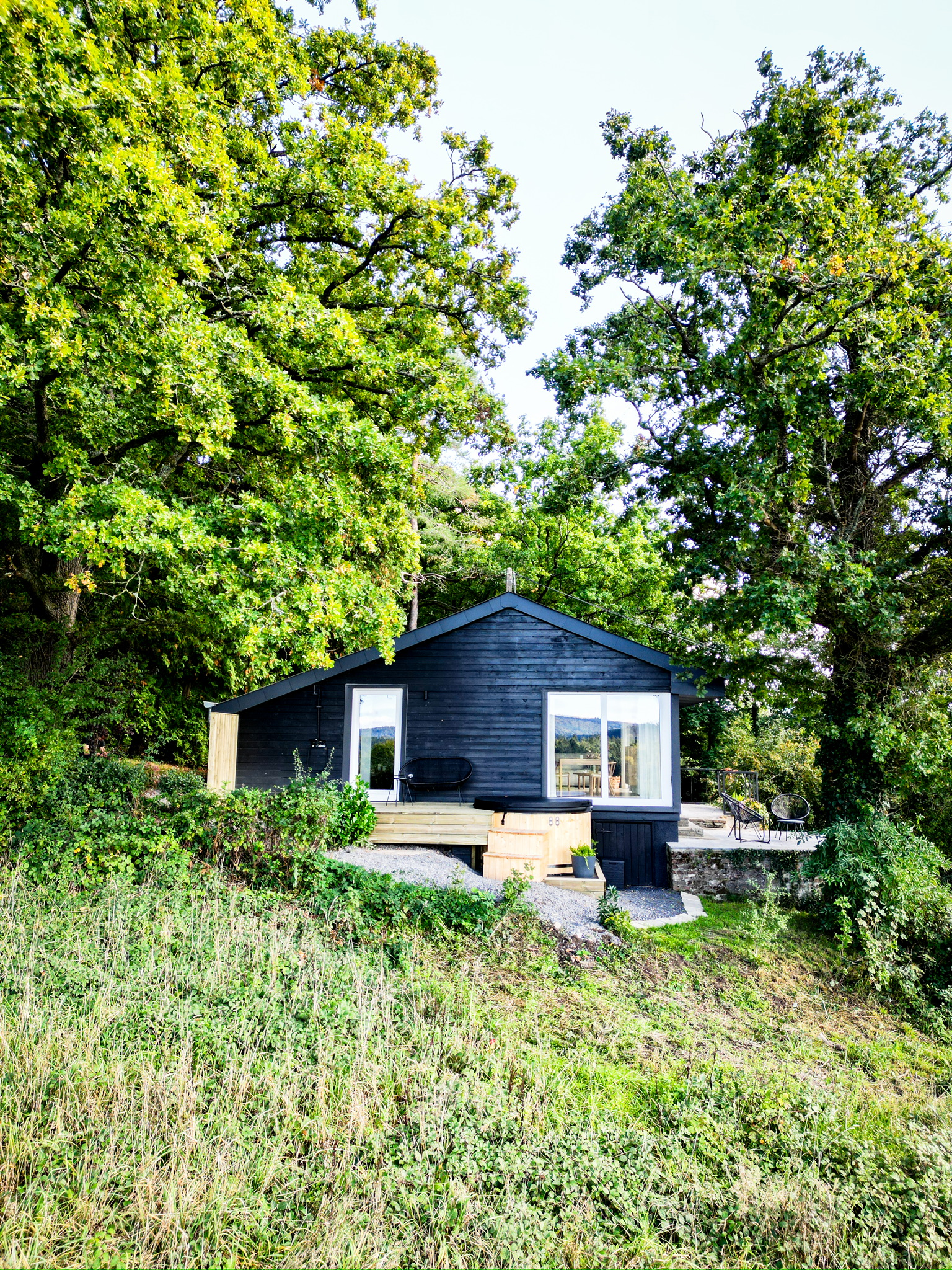 gallery.images.theView